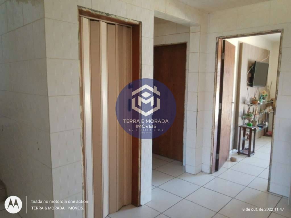 Casa à venda com 4 quartos, 215m² - Foto 12